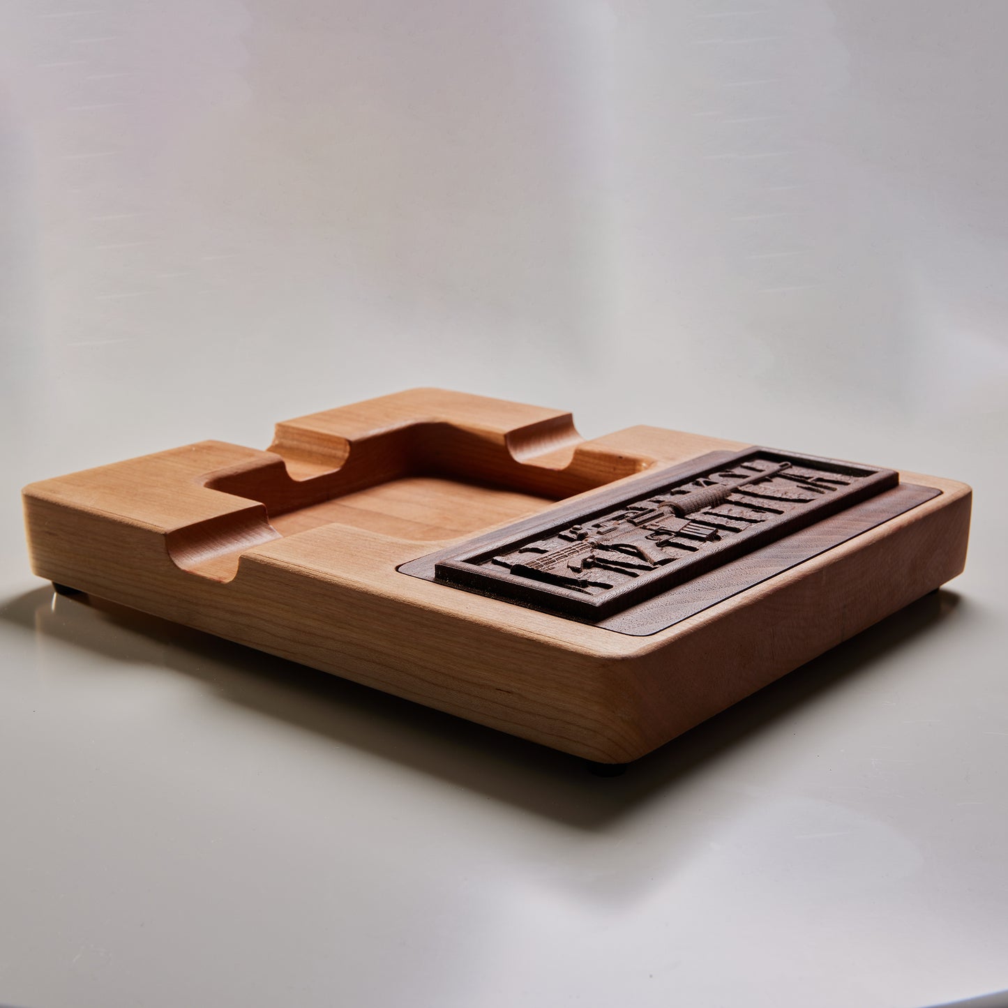 Cigar ashtray with box in cherry wood with walnut lid