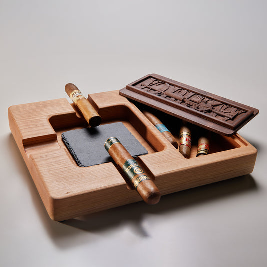 Cigar ashtray with box in cherry wood with walnut lid